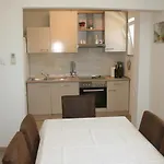 12957a شقة بريفلاكا